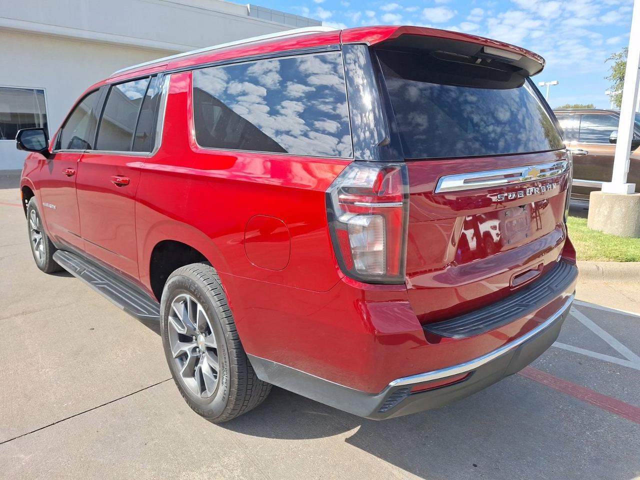 2023 Chevrolet Suburban LT Hurst TX