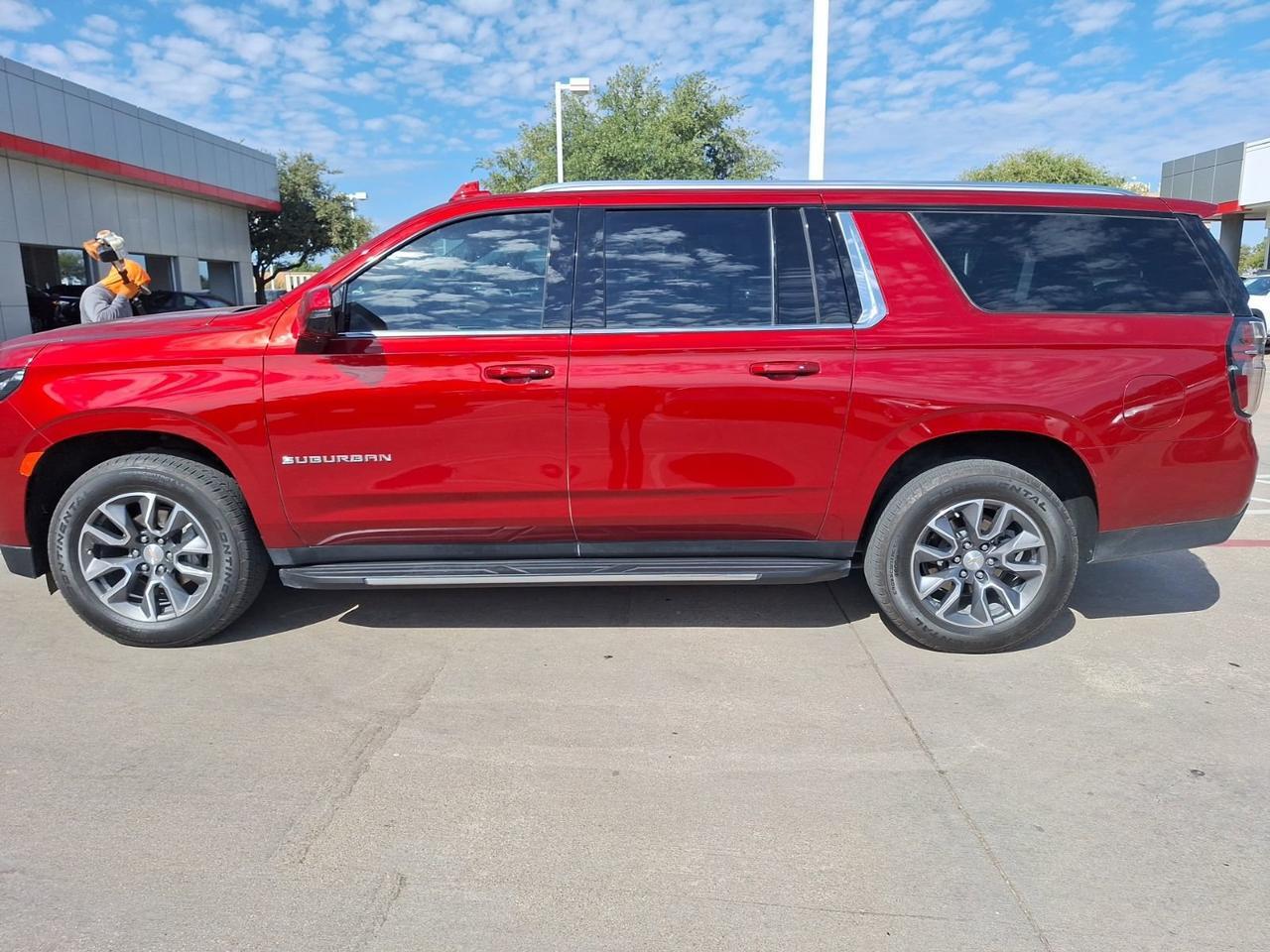 2023 Chevrolet Suburban LT Hurst TX