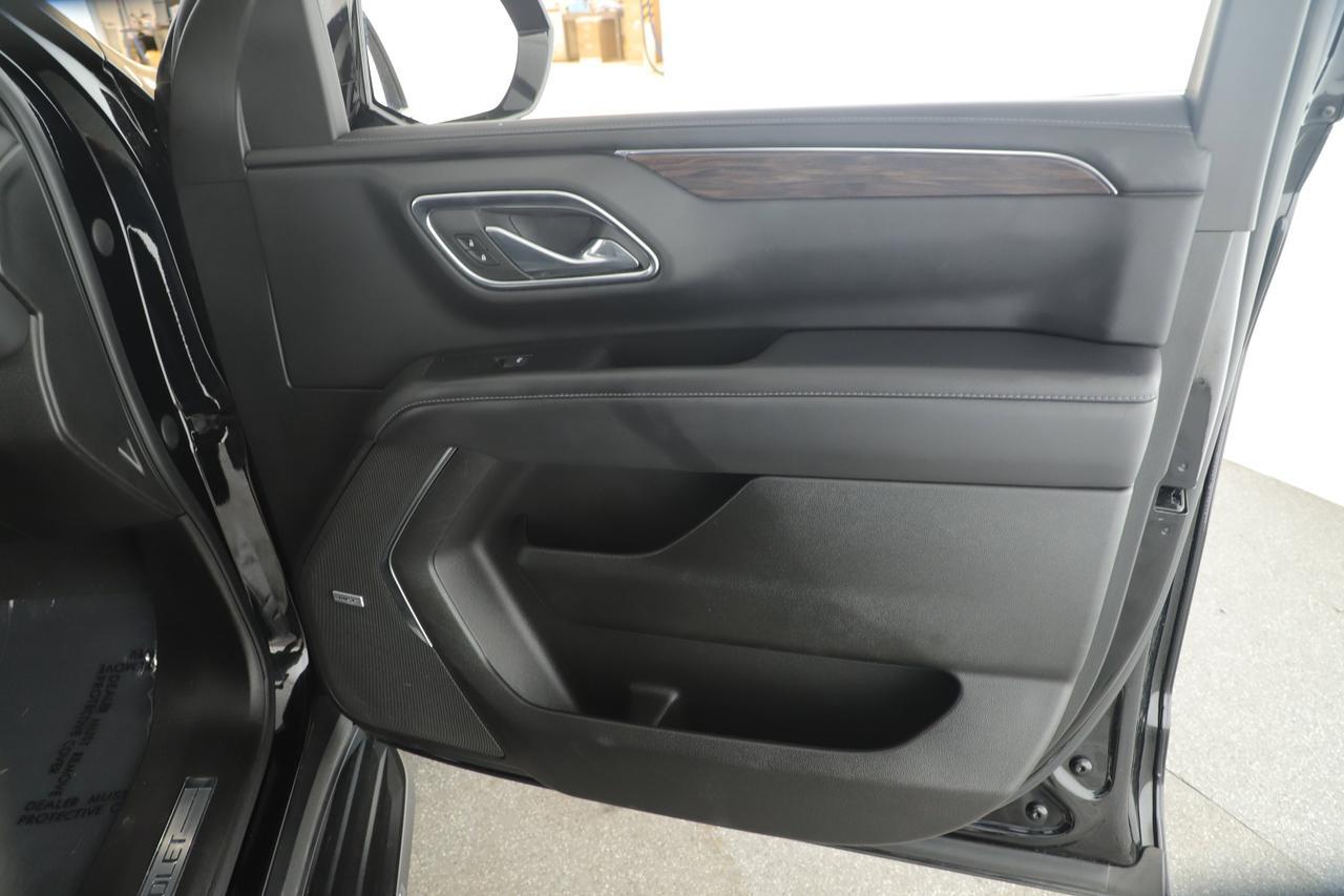 2023 Chevrolet Suburban LT New Braunfels TX
