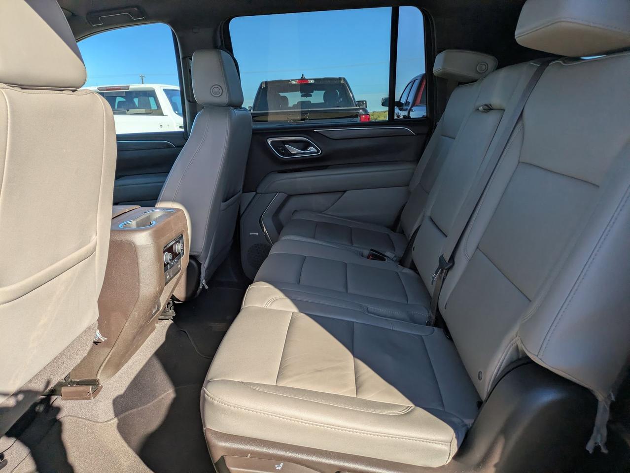 2023 Chevrolet Suburban LT Castroville TX