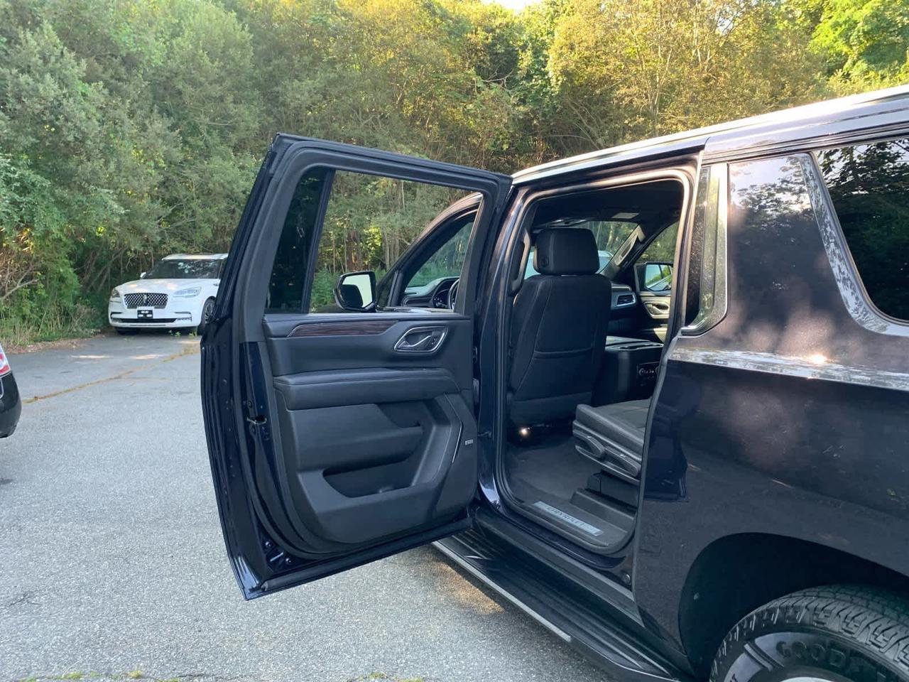 2023 Chevrolet Suburban LT Dartmouth MA