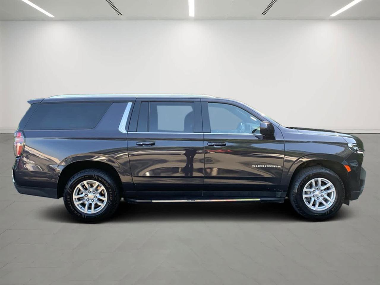 2023 Chevrolet Suburban LT Dartmouth MA