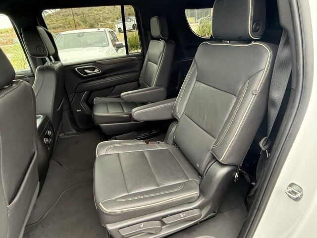 2023 Chevrolet Suburban Premier Kerrville TX