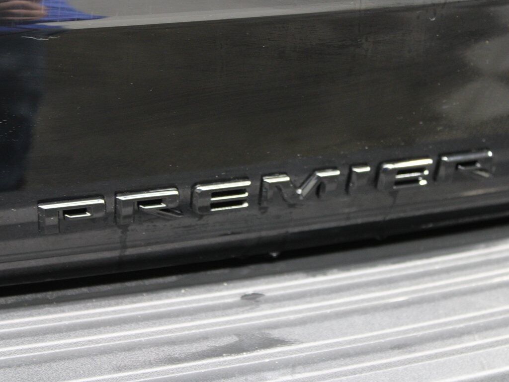2023 Chevrolet Suburban Premier 4WD 7 Passenger Fond du Lac WI