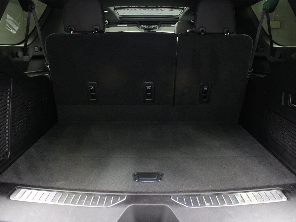 2023 Chevrolet Suburban Premier 4WD 7 Passenger Fond du Lac WI