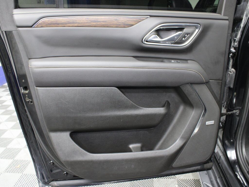 2023 Chevrolet Suburban Premier 4WD 7 Passenger Fond du Lac WI