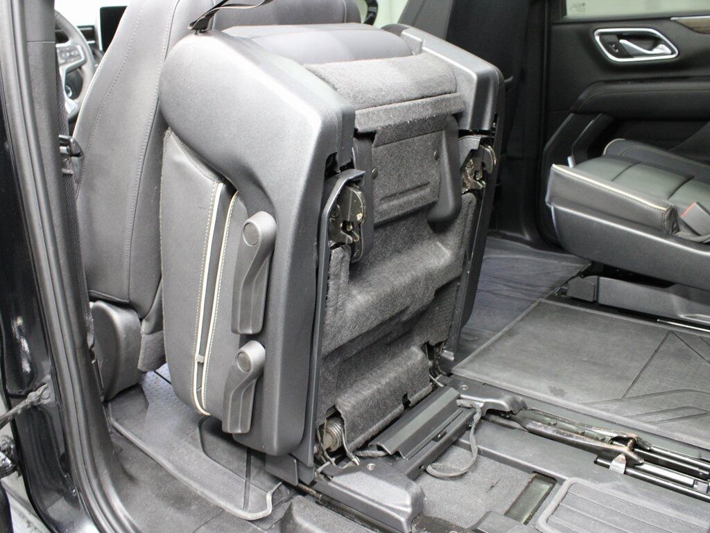 2023 Chevrolet Suburban Premier 4WD 7 Passenger Fond du Lac WI
