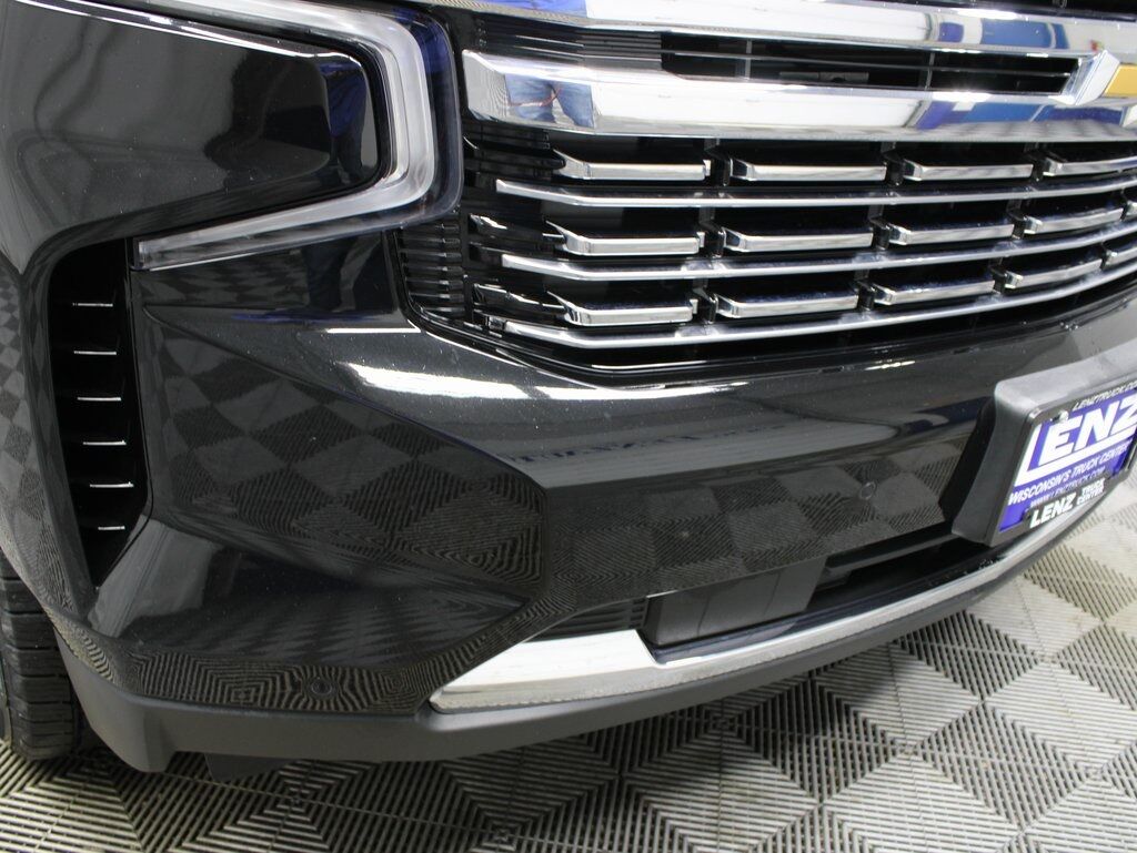 2023 Chevrolet Suburban Premier 4WD 7 Passenger Fond du Lac WI