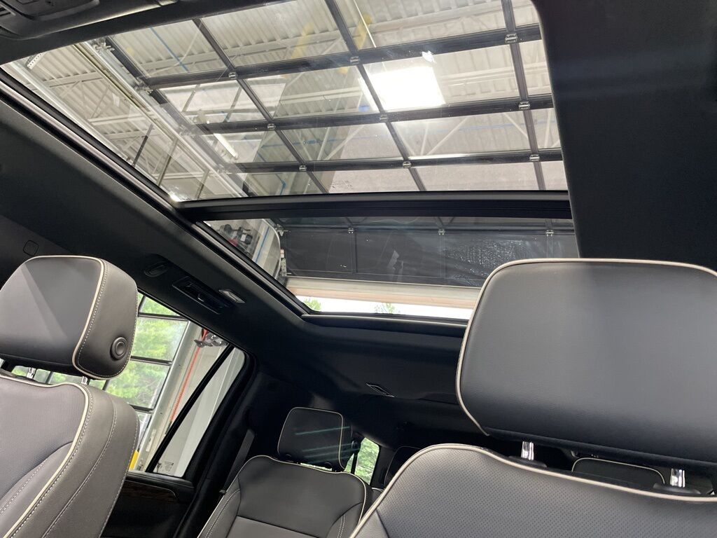 2023 Chevrolet Suburban Premier 4WD 7 Passenger Minocqua WI