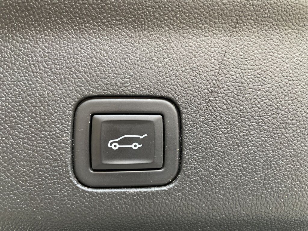 2023 Chevrolet Suburban Premier 4WD 7 Passenger Minocqua WI