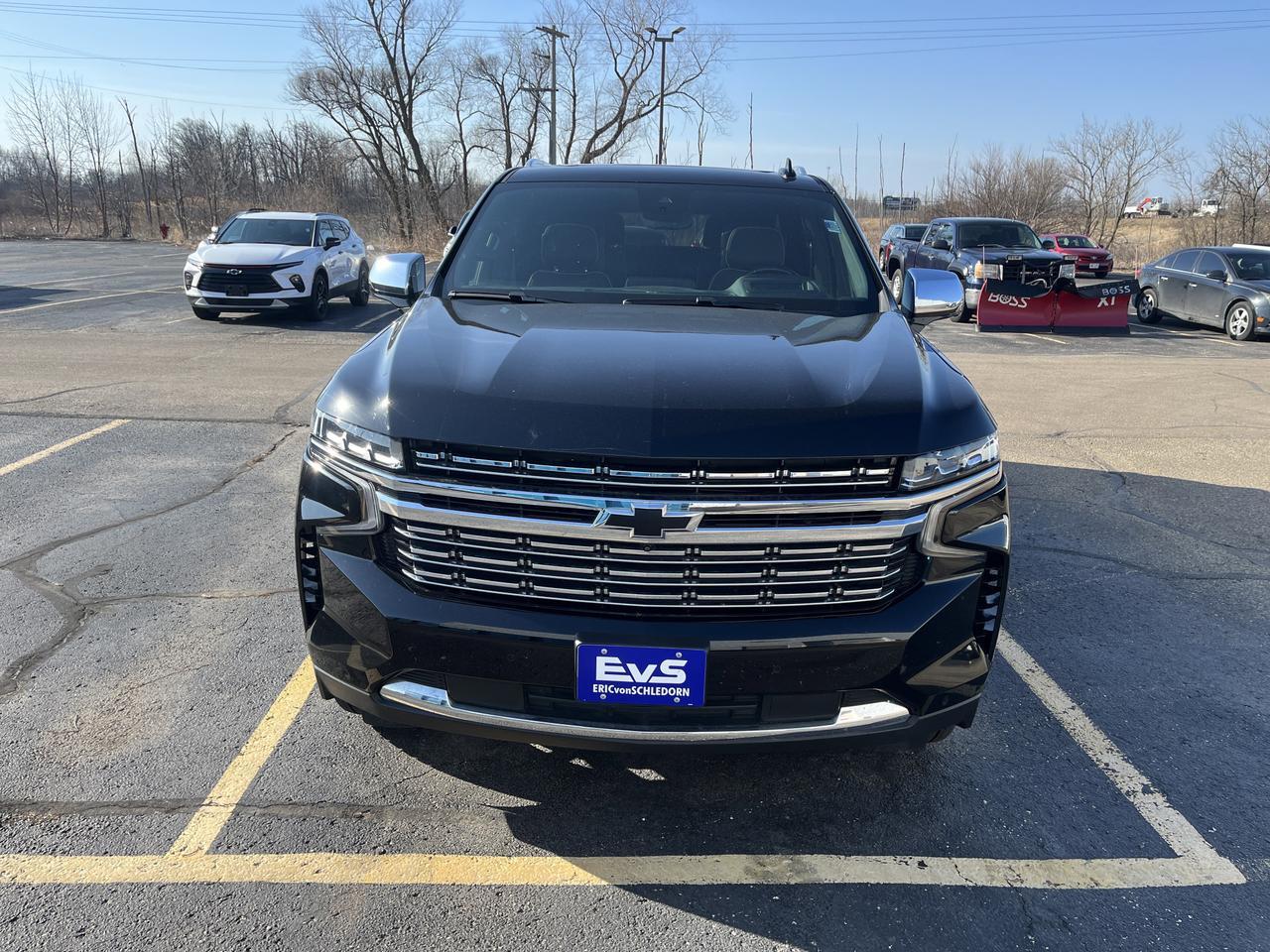 2023 Chevrolet Suburban Premier 4WD EnhDisplay&AlertPkg w/Sunroof RearSeatMedia BlackBowties HD-SrrndVsn RrCamMirror