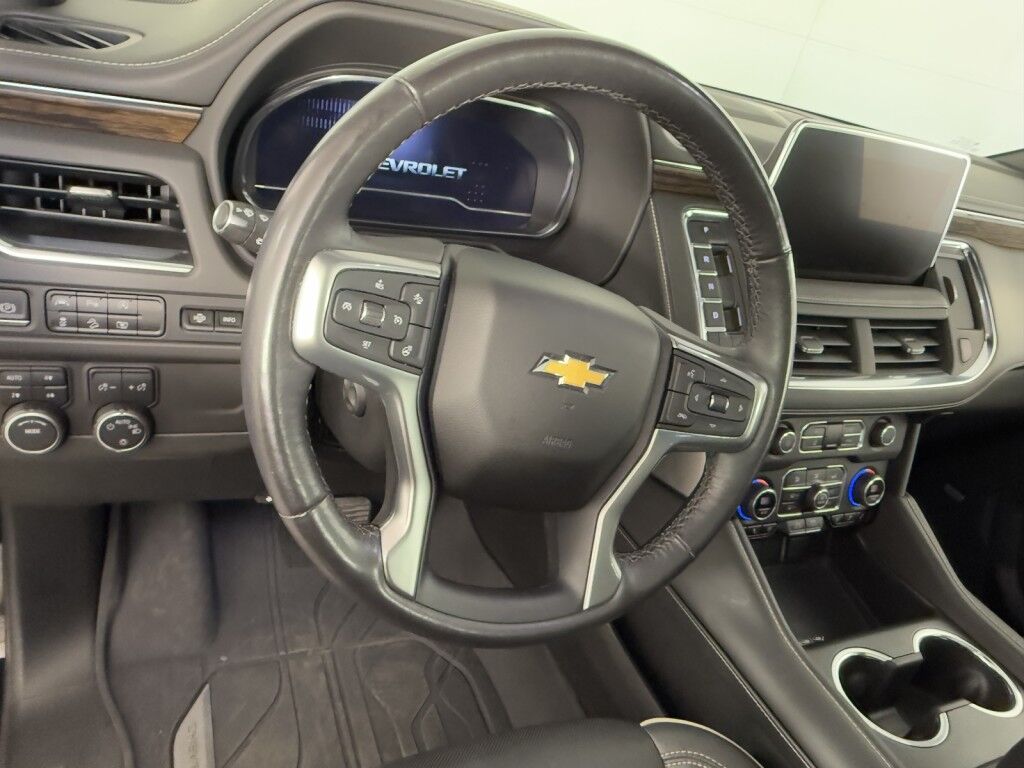 2023 Chevrolet Suburban Premier 4x4 w/Panoramic Sunroof Maumee OH