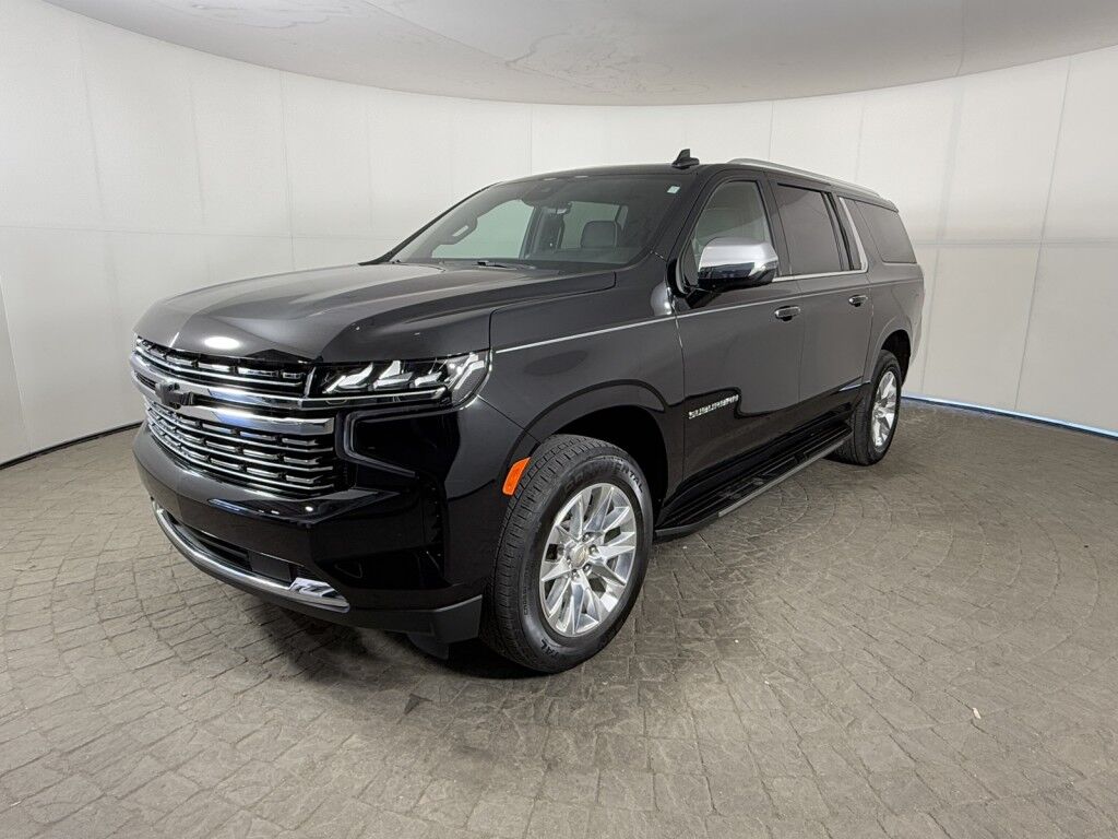 2023 Chevrolet Suburban Premier 4x4 w/Panoramic Sunroof Maumee OH