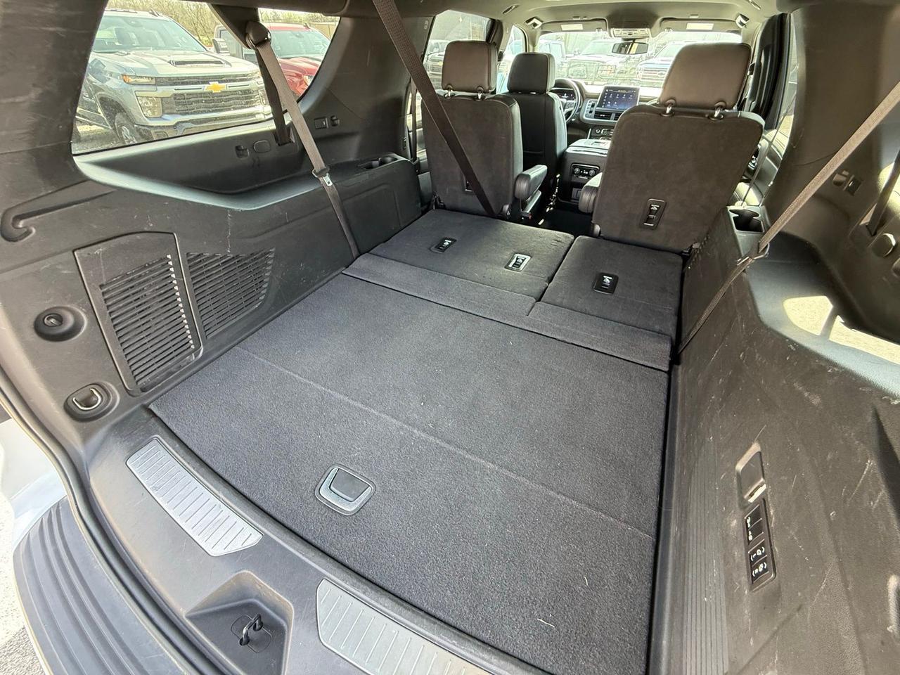 2023 Chevrolet Suburban Premier Crestwood KY