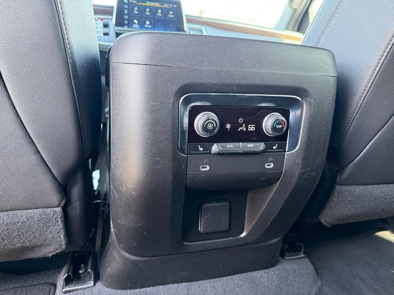 2023 Chevrolet Suburban Premier Crestwood KY