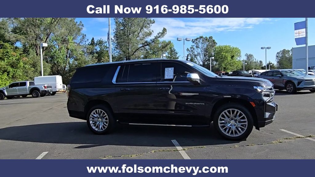 2023 Chevrolet Suburban Premier
