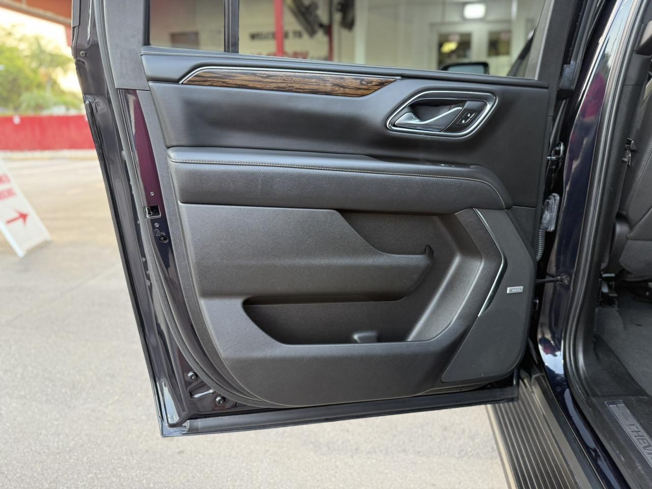 2023 Chevrolet Suburban Premier Hollywood FL