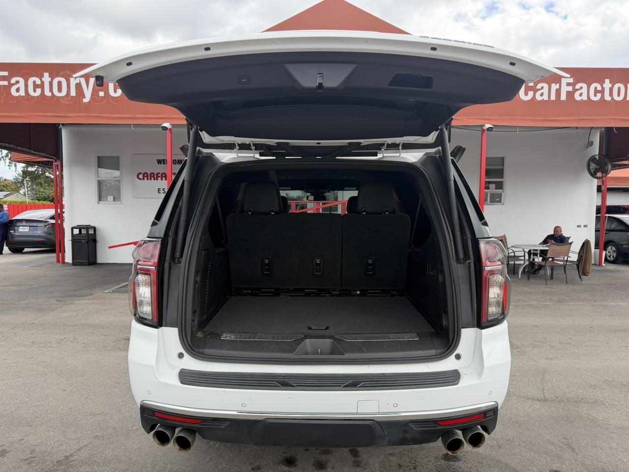 2023 Chevrolet Suburban Premier Hollywood FL