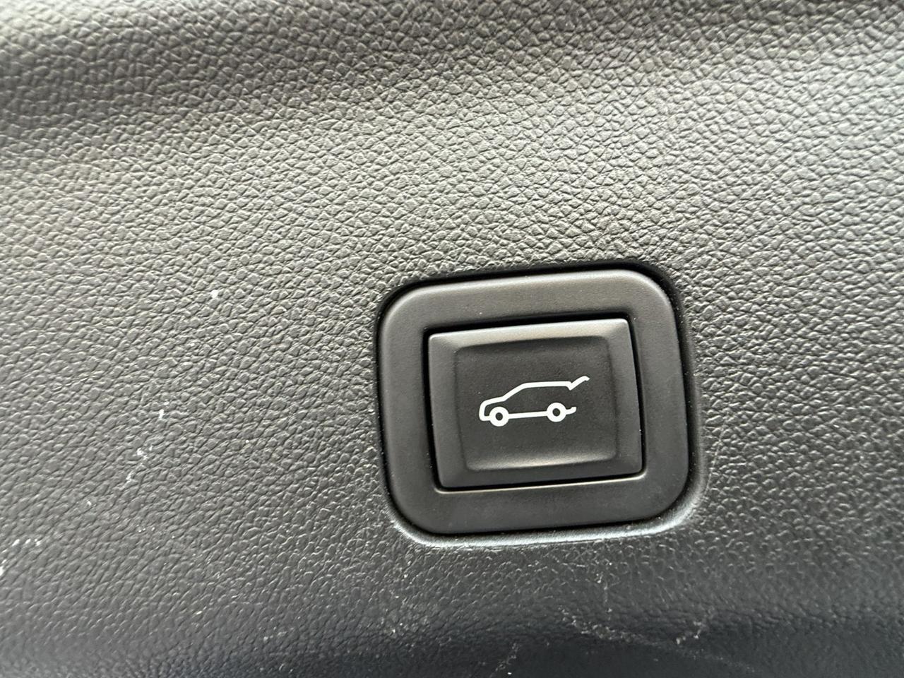 2023 Chevrolet Suburban Premier Hollywood FL