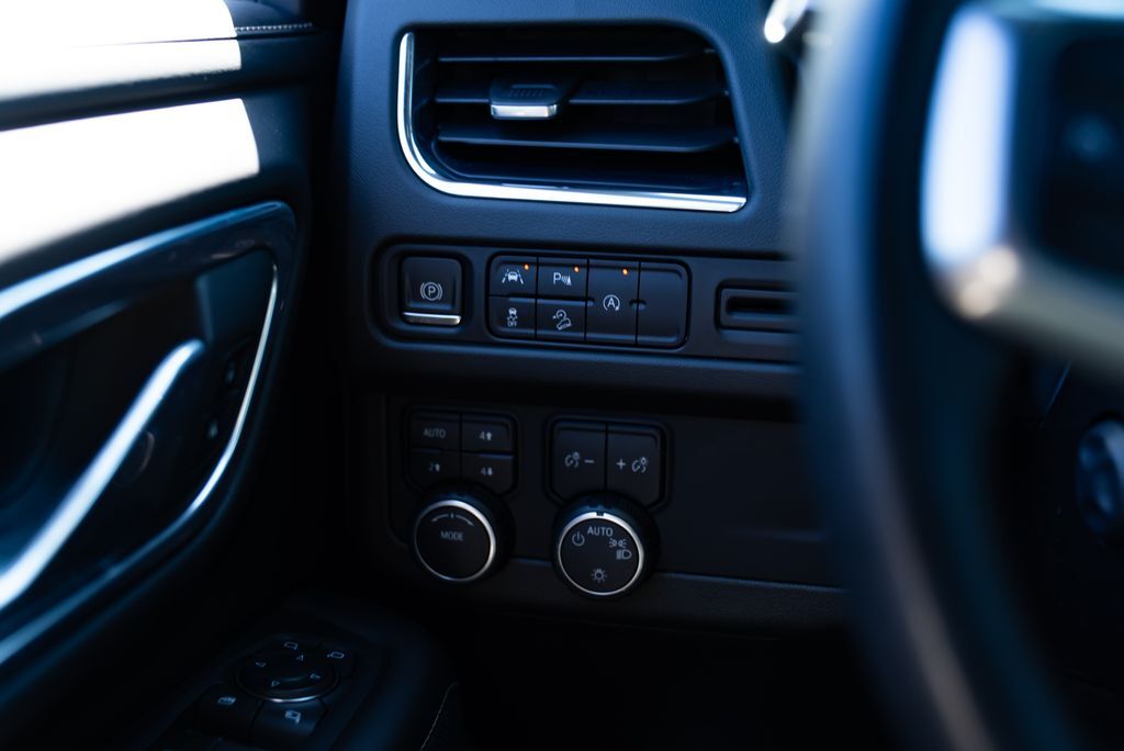 2023 Chevrolet Suburban Premier Milwaukie OR