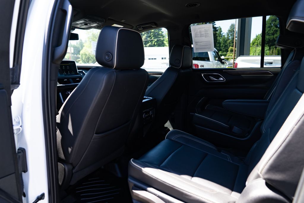 2023 Chevrolet Suburban Premier Milwaukie OR