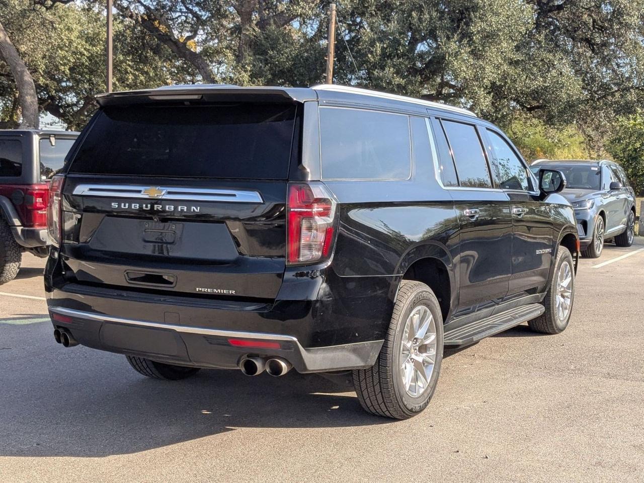 2023 Chevrolet Suburban Premier