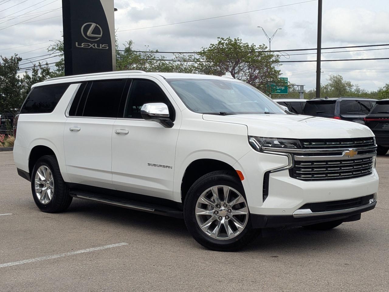 2023 Chevrolet Suburban Premier