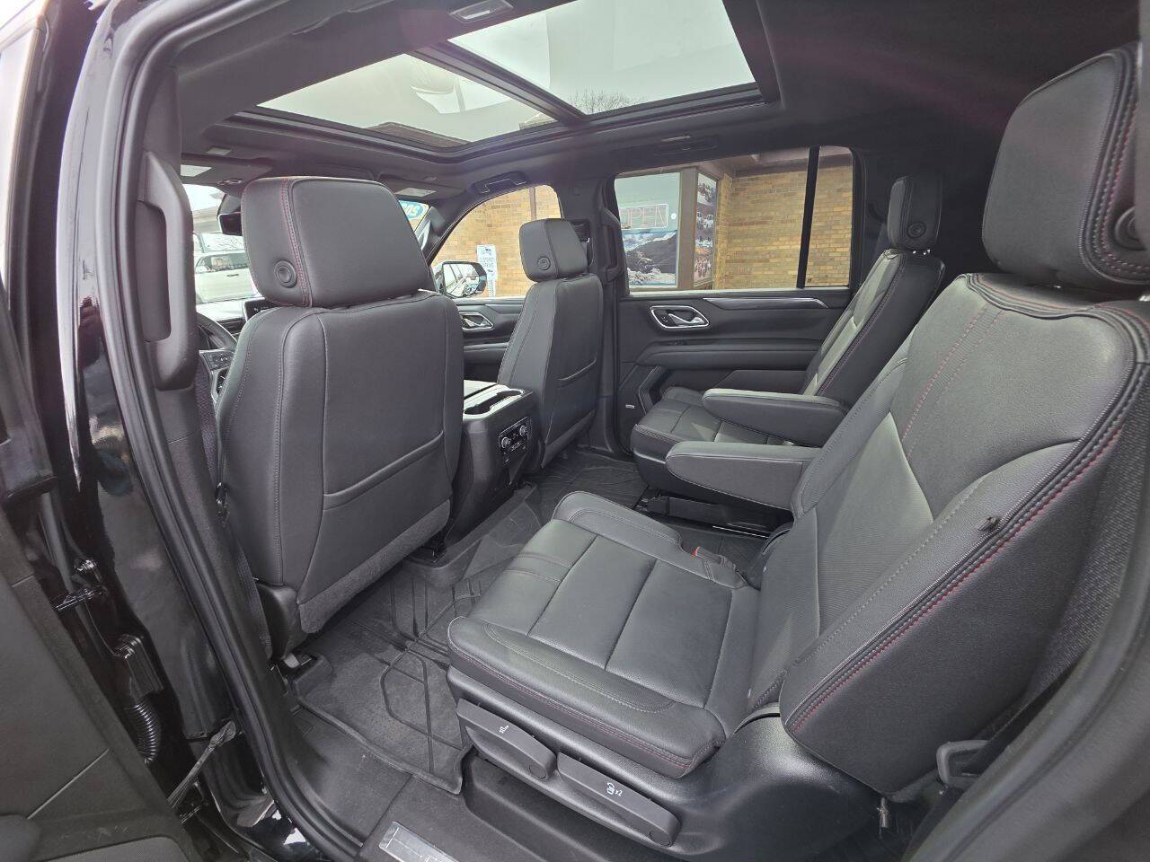 2023 Chevrolet Suburban RST 4x4 4dr SUV Eldridge IA