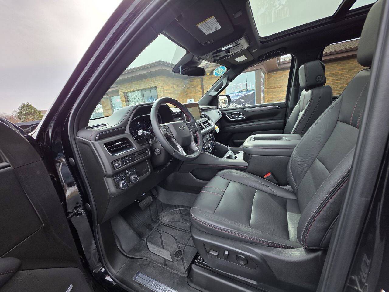 2023 Chevrolet Suburban RST 4x4 4dr SUV Eldridge IA