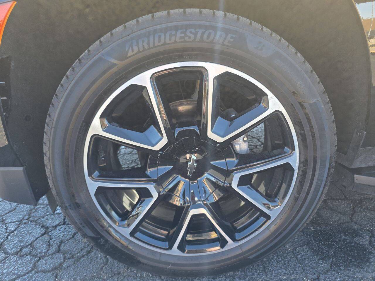 2023 Chevrolet Suburban RST 4x4 4dr SUV Eldridge IA