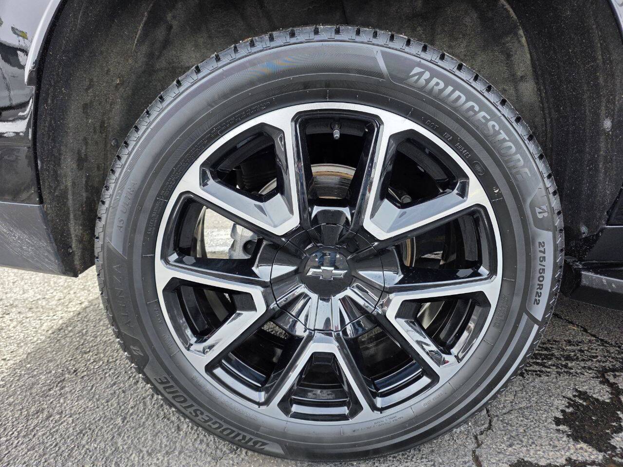 2023 Chevrolet Suburban RST 4x4 4dr SUV Eldridge IA