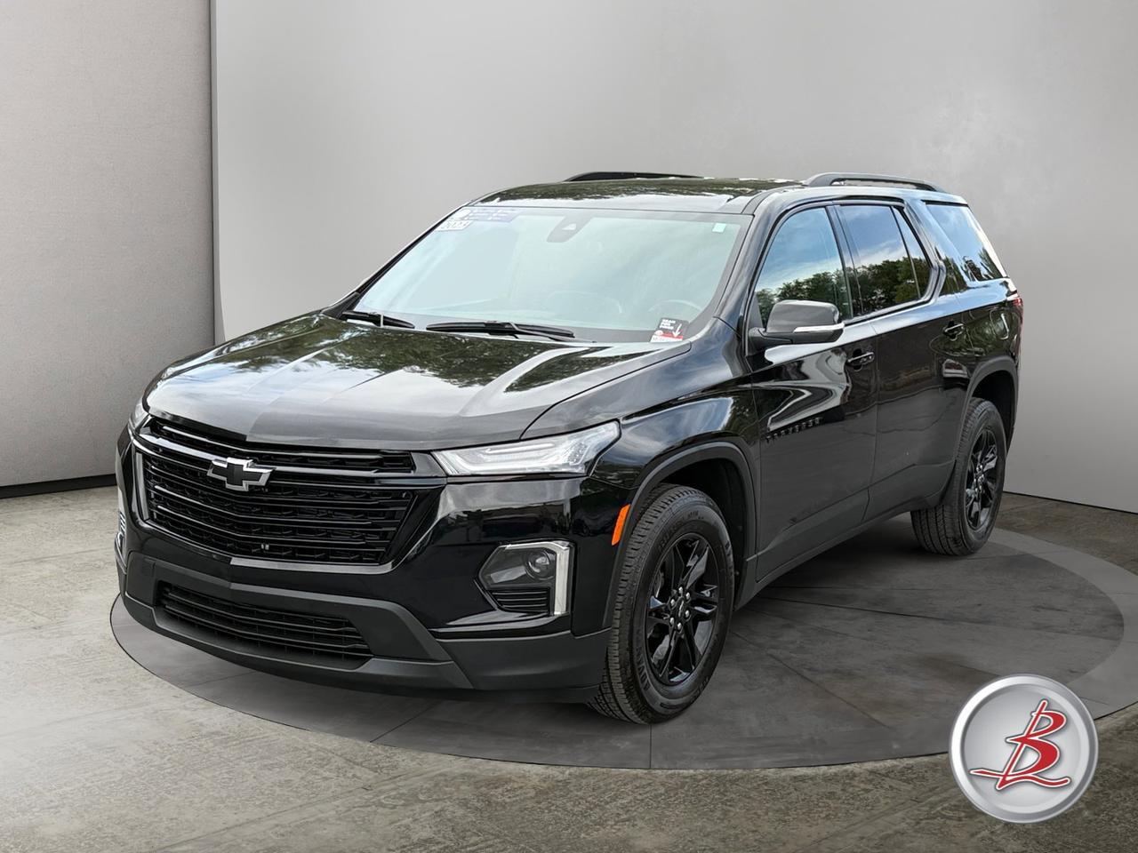 2023 Chevrolet TRAVERSE LT Leather
