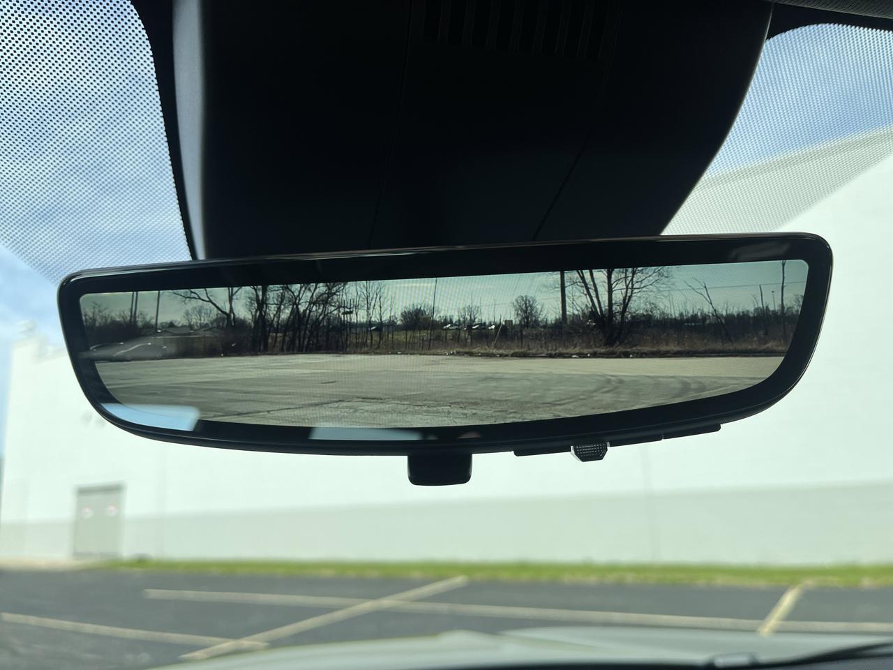 2023 Chevrolet Tahoe High Country 4WD AdvTech MaxTrrlngPkgs w/22s Sunroof SuperCruise AdptvCrz RearSeatMedia PwrSteps Saukville WI