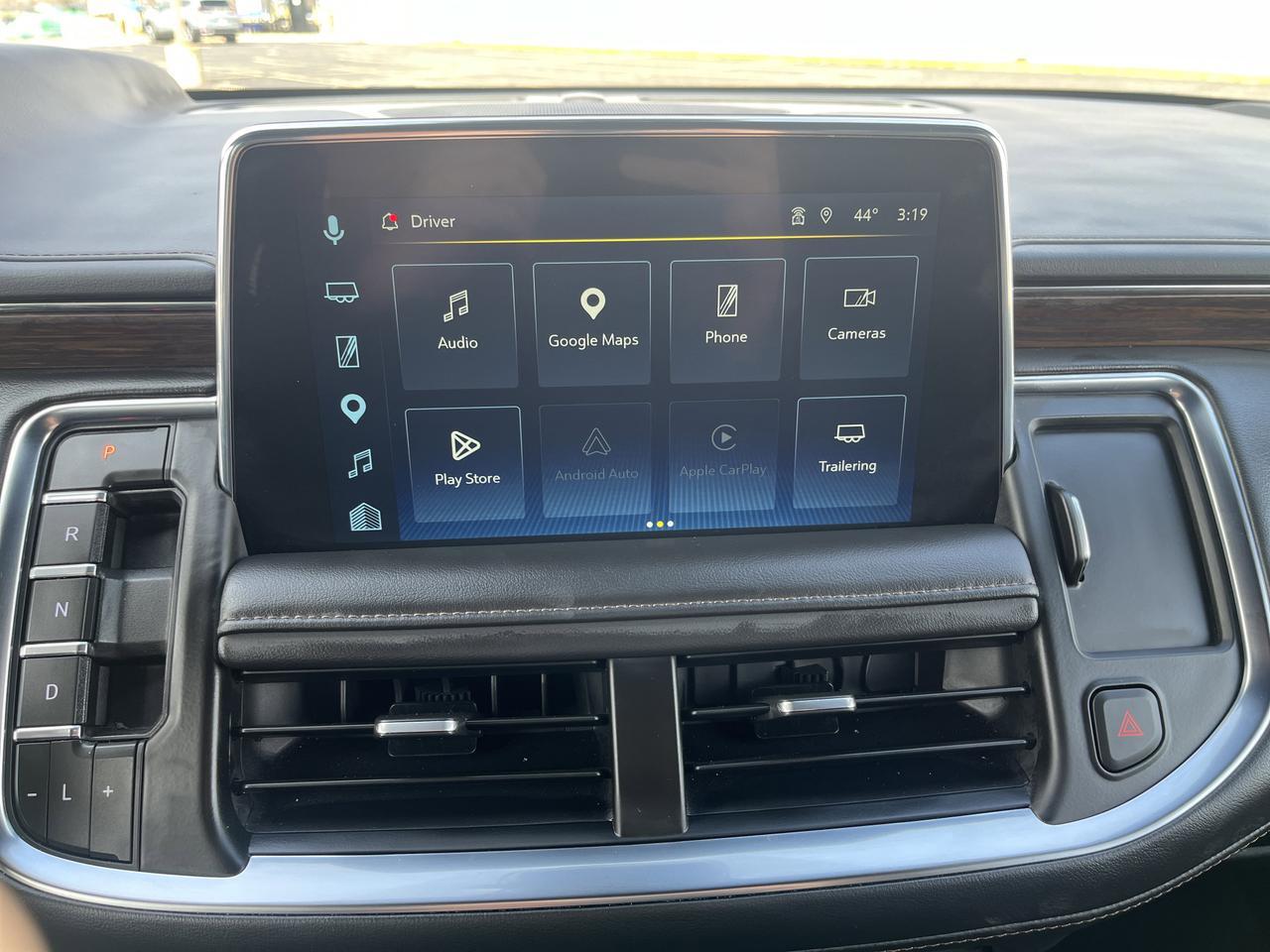 2023 Chevrolet Tahoe High Country 4WD AdvTech MaxTrrlngPkgs w/22s Sunroof SuperCruise AdptvCrz RearSeatMedia PwrSteps Saukville WI