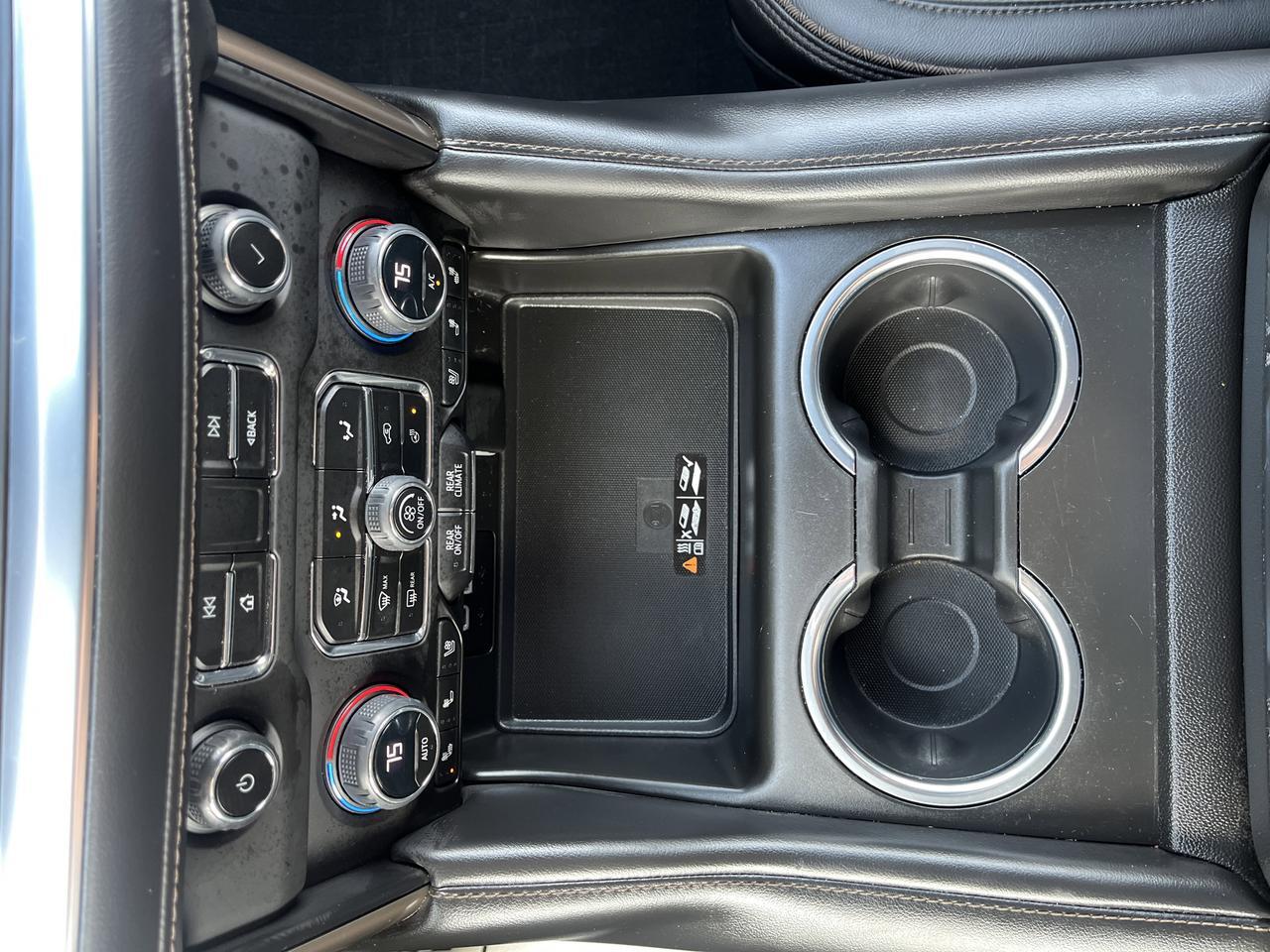 2023 Chevrolet Tahoe High Country 4WD AdvTech MaxTrrlngPkgs w/22s Sunroof SuperCruise AdptvCrz RearSeatMedia PwrSteps Saukville WI