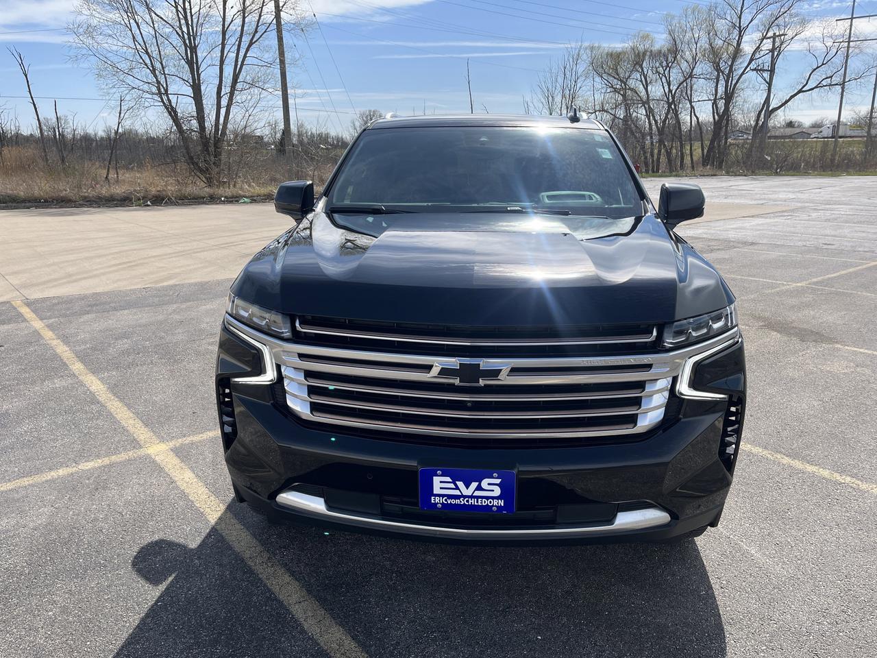 2023 Chevrolet Tahoe High Country 4WD AdvTech MaxTrrlngPkgs w/22s Sunroof SuperCruise AdptvCrz RearSeatMedia PwrSteps