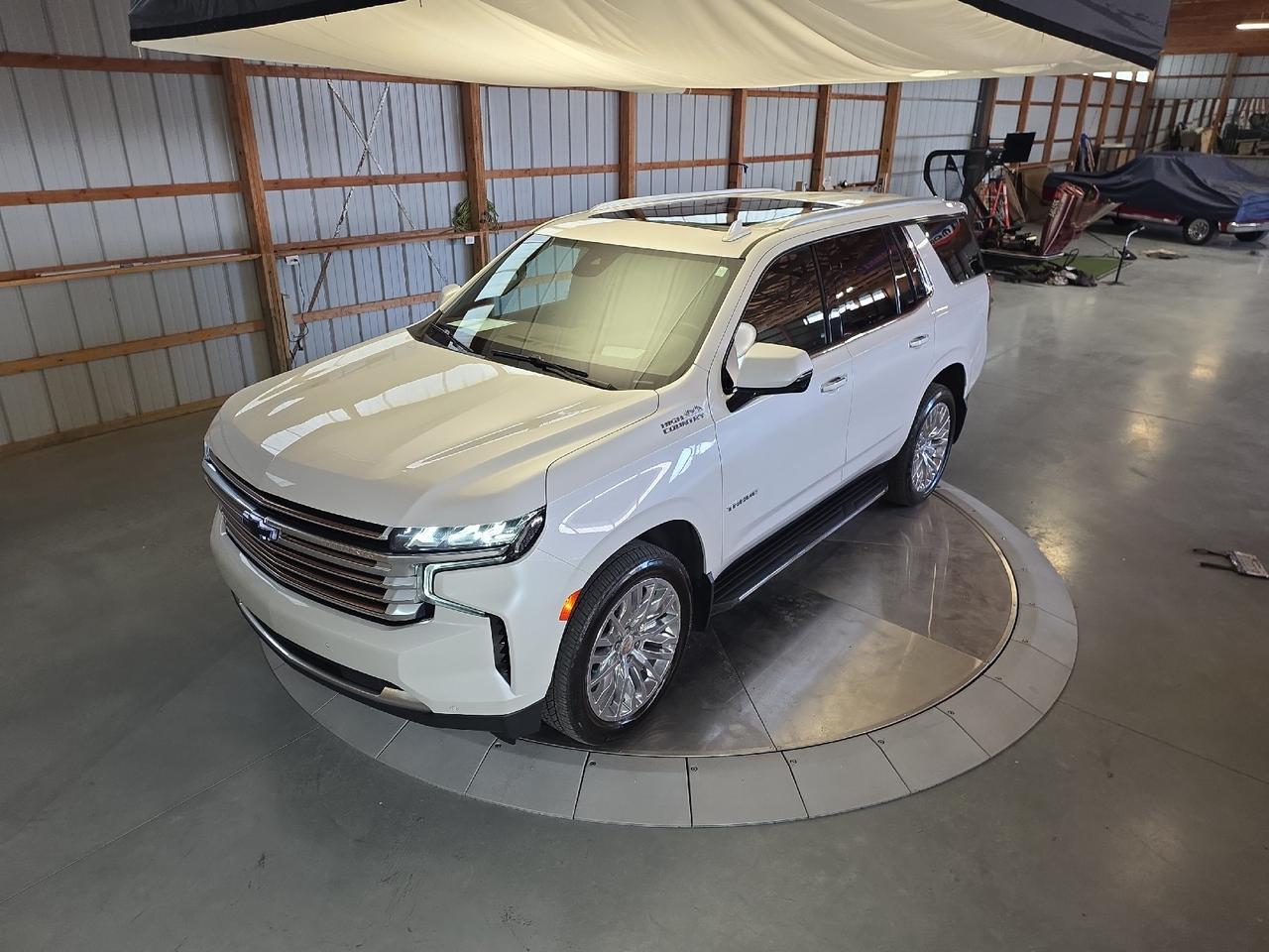 2023 Chevrolet Tahoe High Country High Country Sand Lake NY