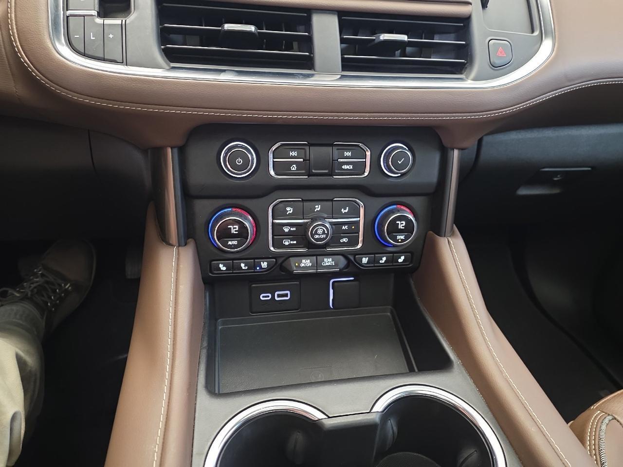 2023 Chevrolet Tahoe High Country High Country Sand Lake NY