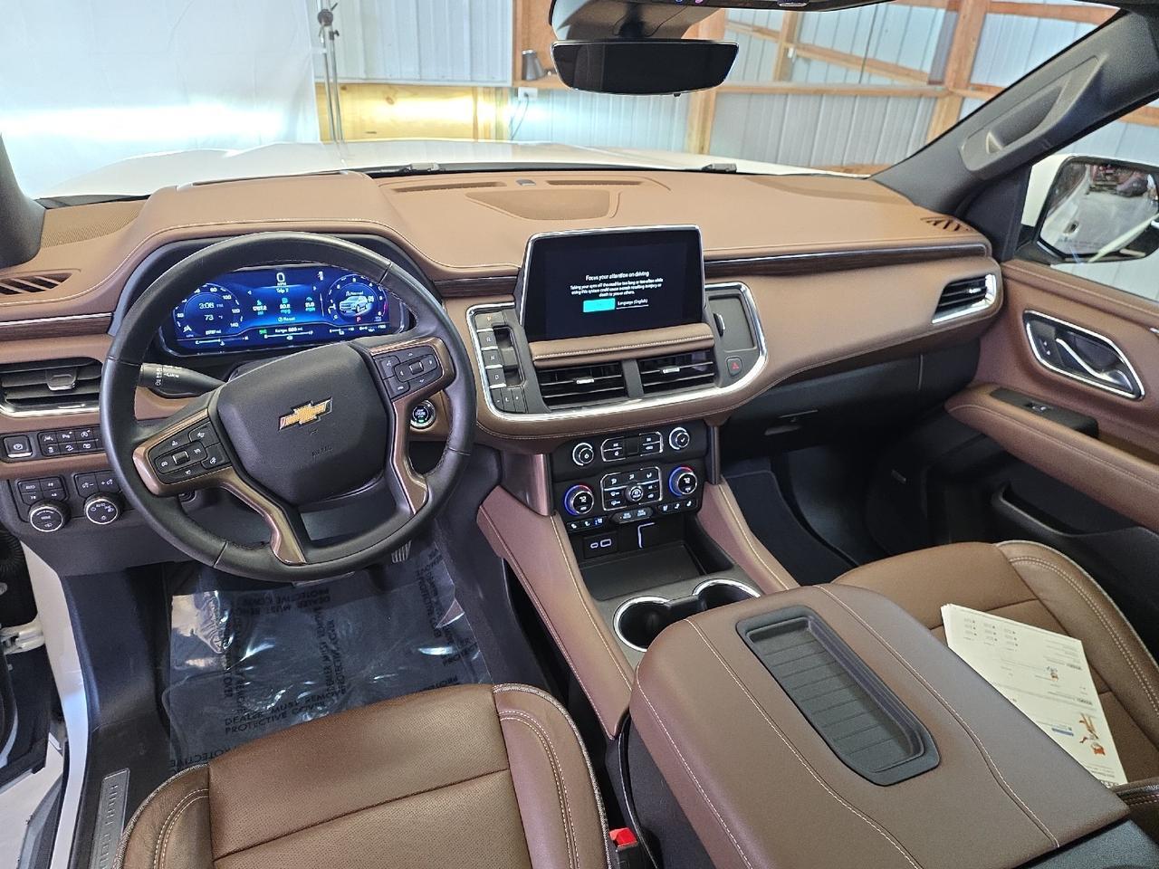 2023 Chevrolet Tahoe High Country High Country Sand Lake NY