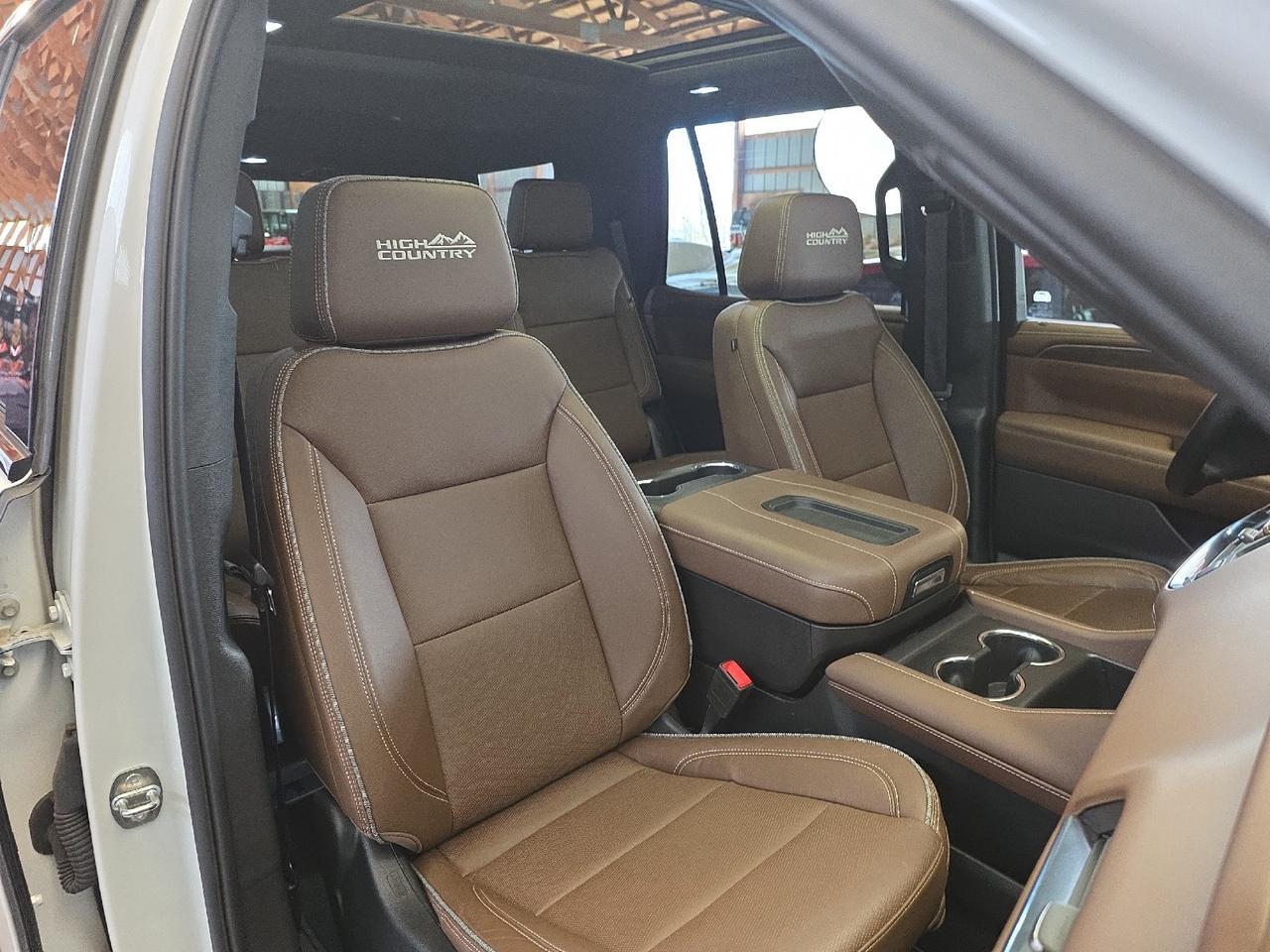 2023 Chevrolet Tahoe High Country High Country Sand Lake NY