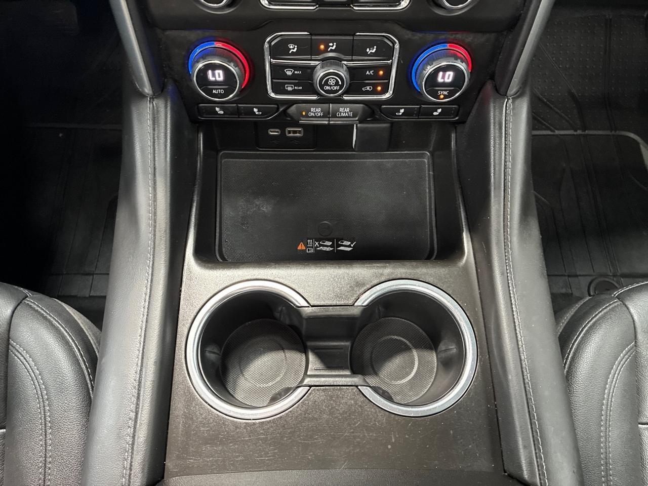2023 Chevrolet Tahoe LT, Signature Pkg (Luxury Pkg, Pano Roof, 20in Wheels), Buckets, Black Out Emblems Houston TX