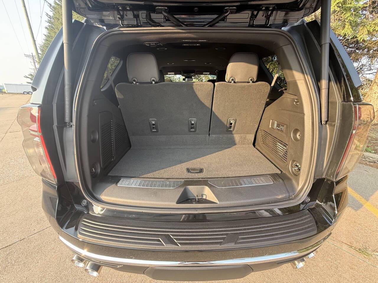 2023 Chevrolet Tahoe Premier 4x4 4dr SUV Eldridge IA