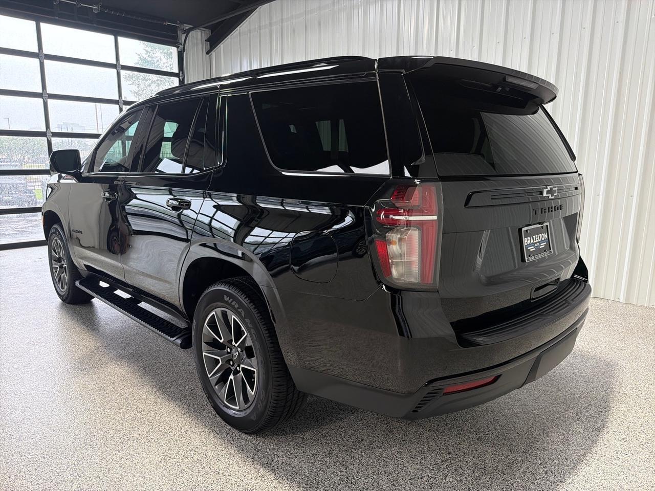 2023 Chevrolet Tahoe Z71, Luxury Pkg, Pano Roof, Bench Seat
