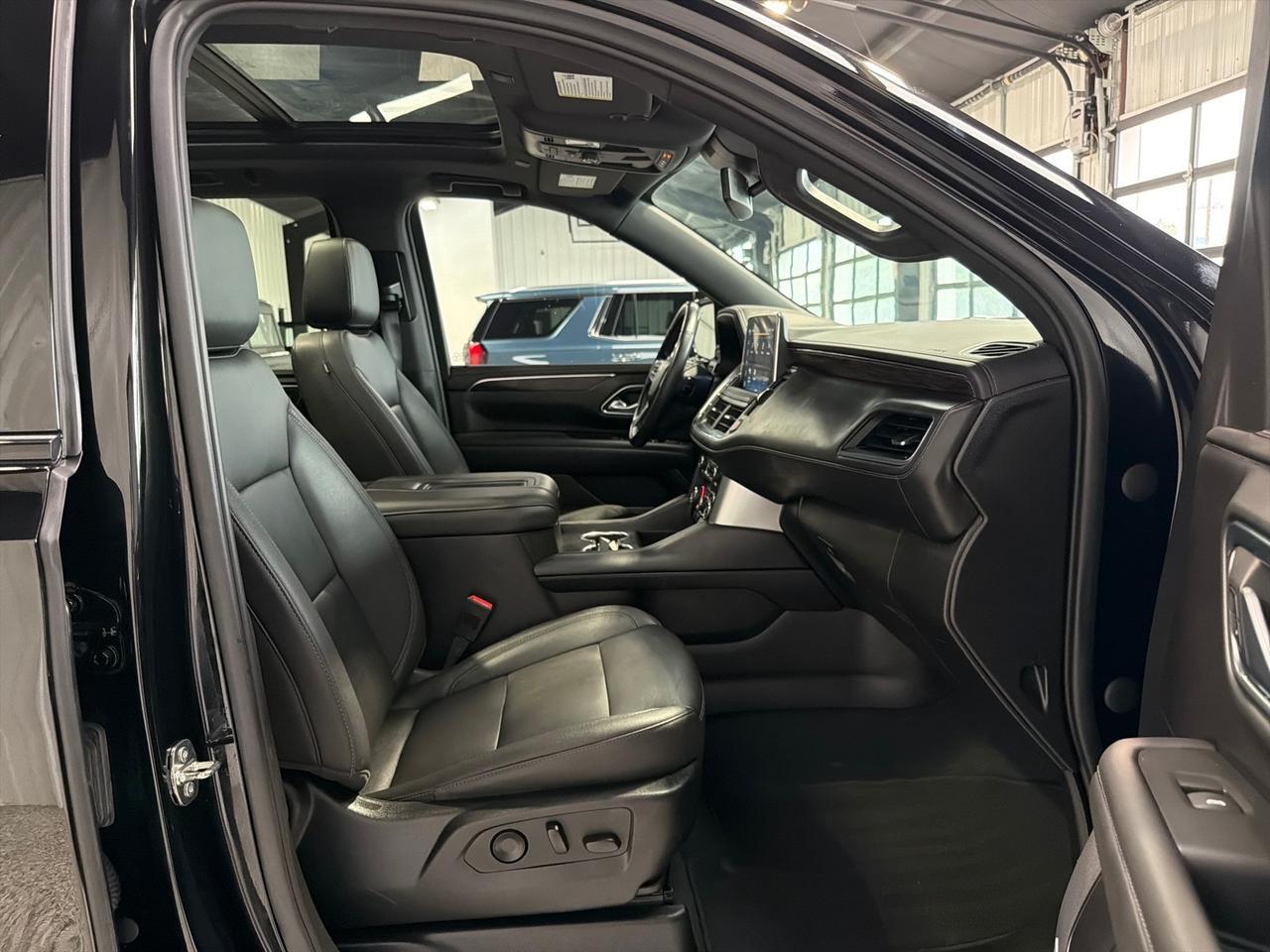 2023 Chevrolet Tahoe Z71, Luxury Pkg, Pano Roof, Bench Seat Houston TX