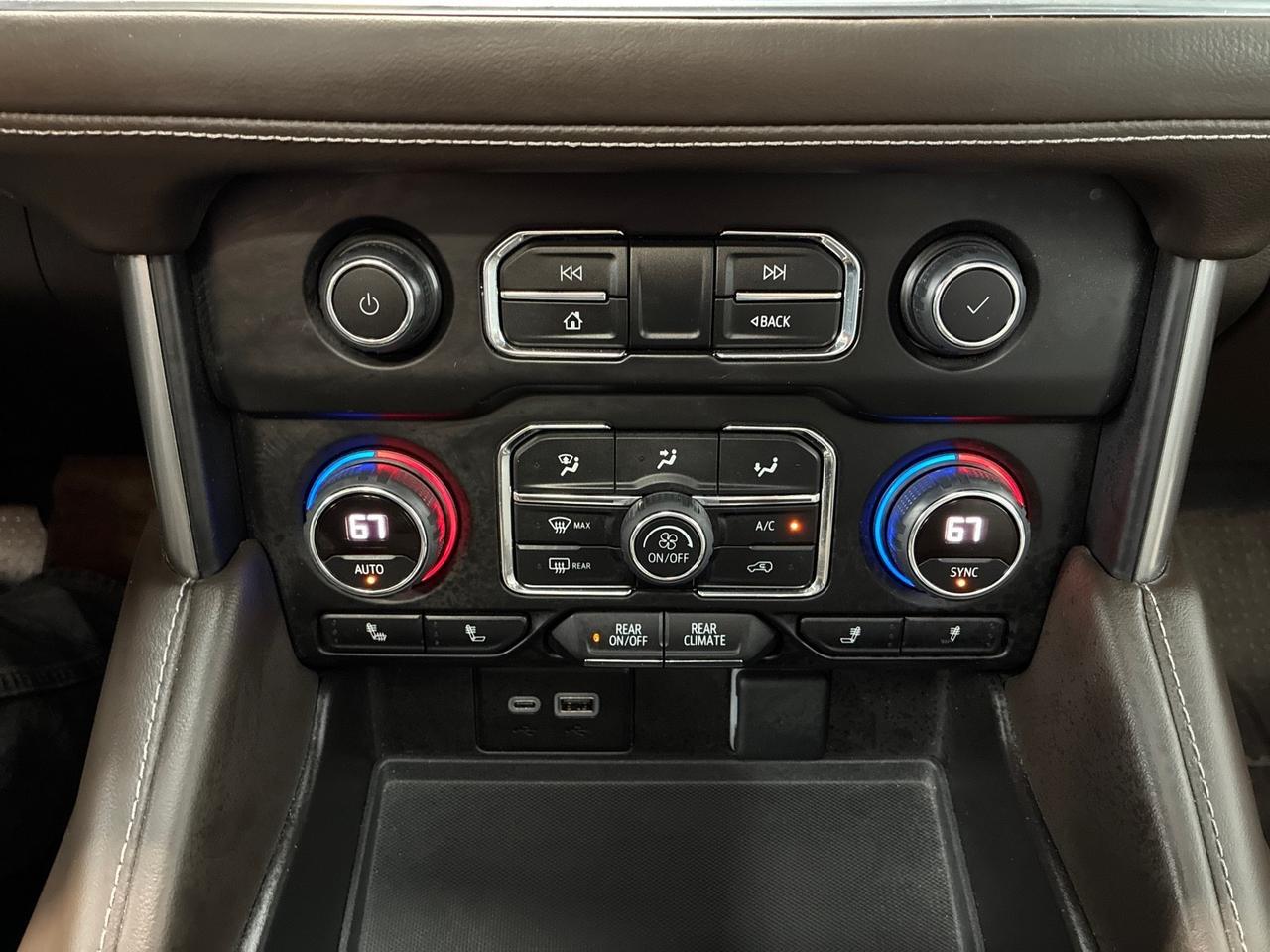 2023 Chevrolet Tahoe Z71, Luxury Pkg, Pano Roof, Buckets, All Weather Floor Liners Houston TX