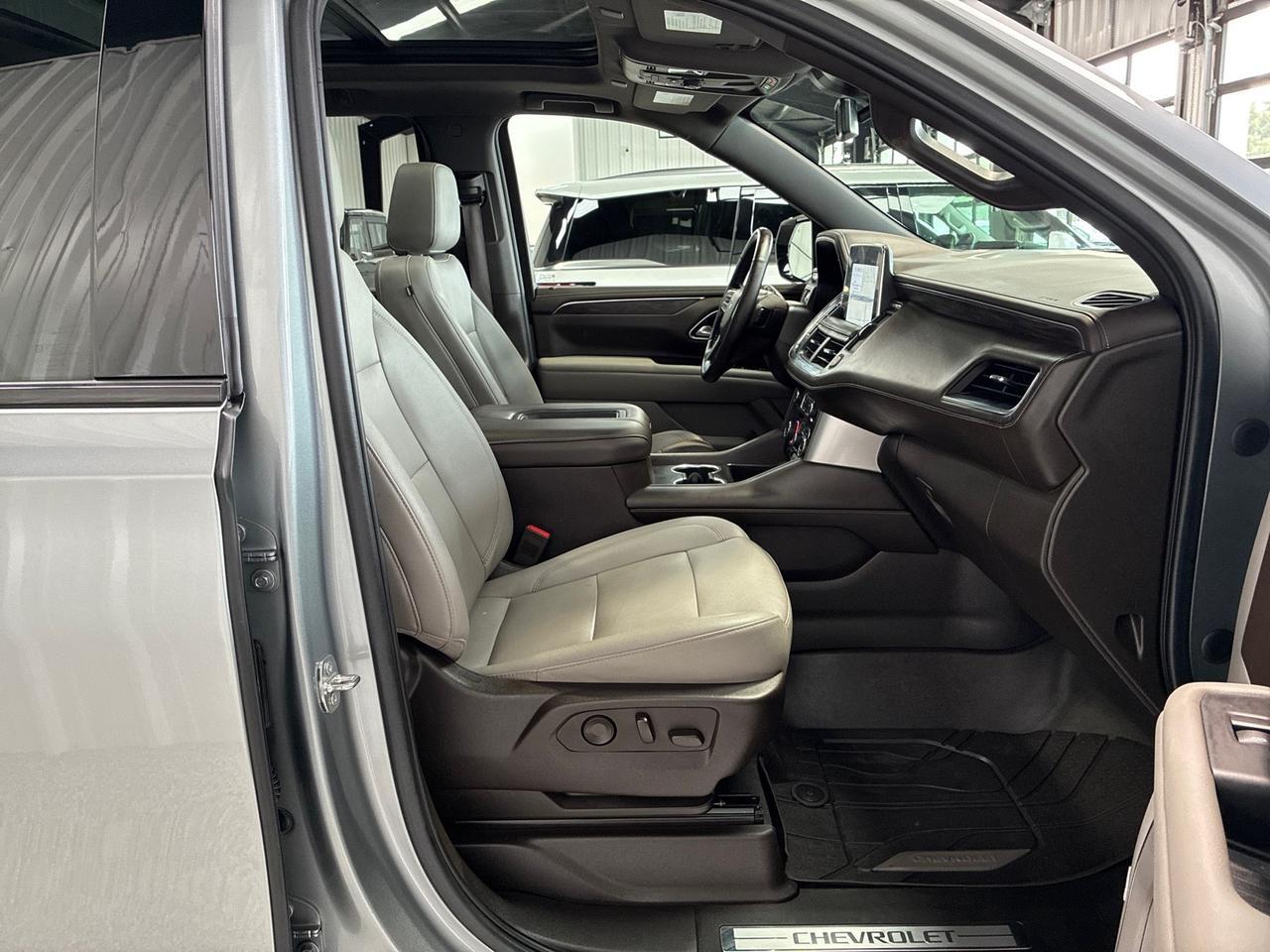 2023 Chevrolet Tahoe Z71, Luxury Pkg, Pano Roof, Buckets, All Weather Floor Liners Houston TX