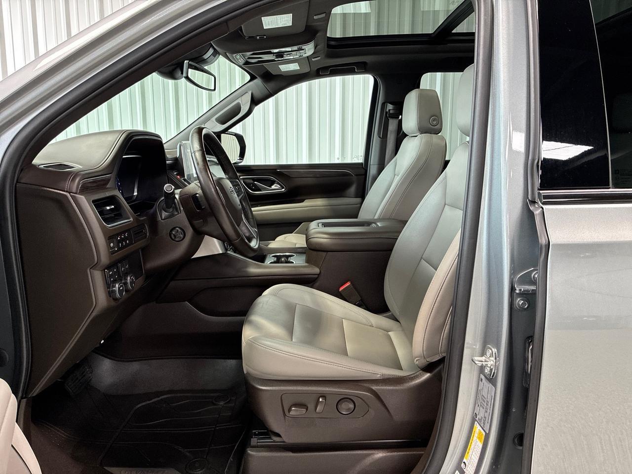 2023 Chevrolet Tahoe Z71, Luxury Pkg, Pano Roof, Buckets, All Weather Floor Liners Houston TX