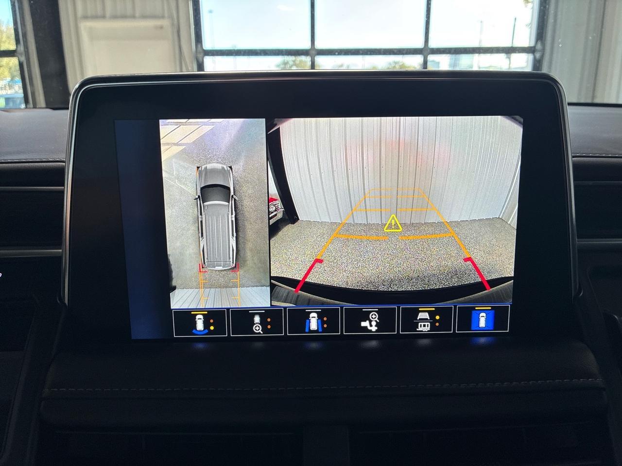 2023 Chevrolet Tahoe Z71, Luxury Pkg, Pano Roof, Buckets, Power Center Console Houston TX