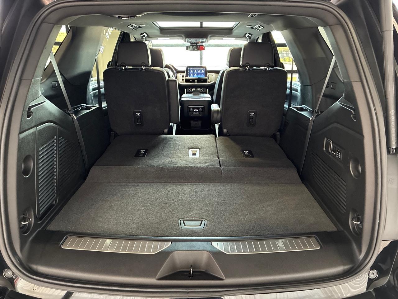 2023 Chevrolet Tahoe Z71, Luxury Pkg, Pano Roof, Buckets, Power Center Console Houston TX