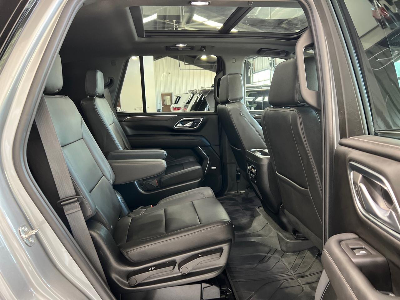 2023 Chevrolet Tahoe Z71, Luxury Pkg, Pano Roof, Buckets, Power Center Console Houston TX